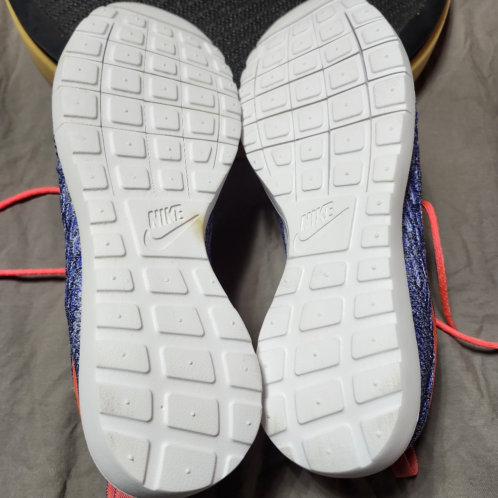 Nike Flyknit Rosherun Persian Violet / Hot Lava Mens Size 10.5 - Picture 8 of 15